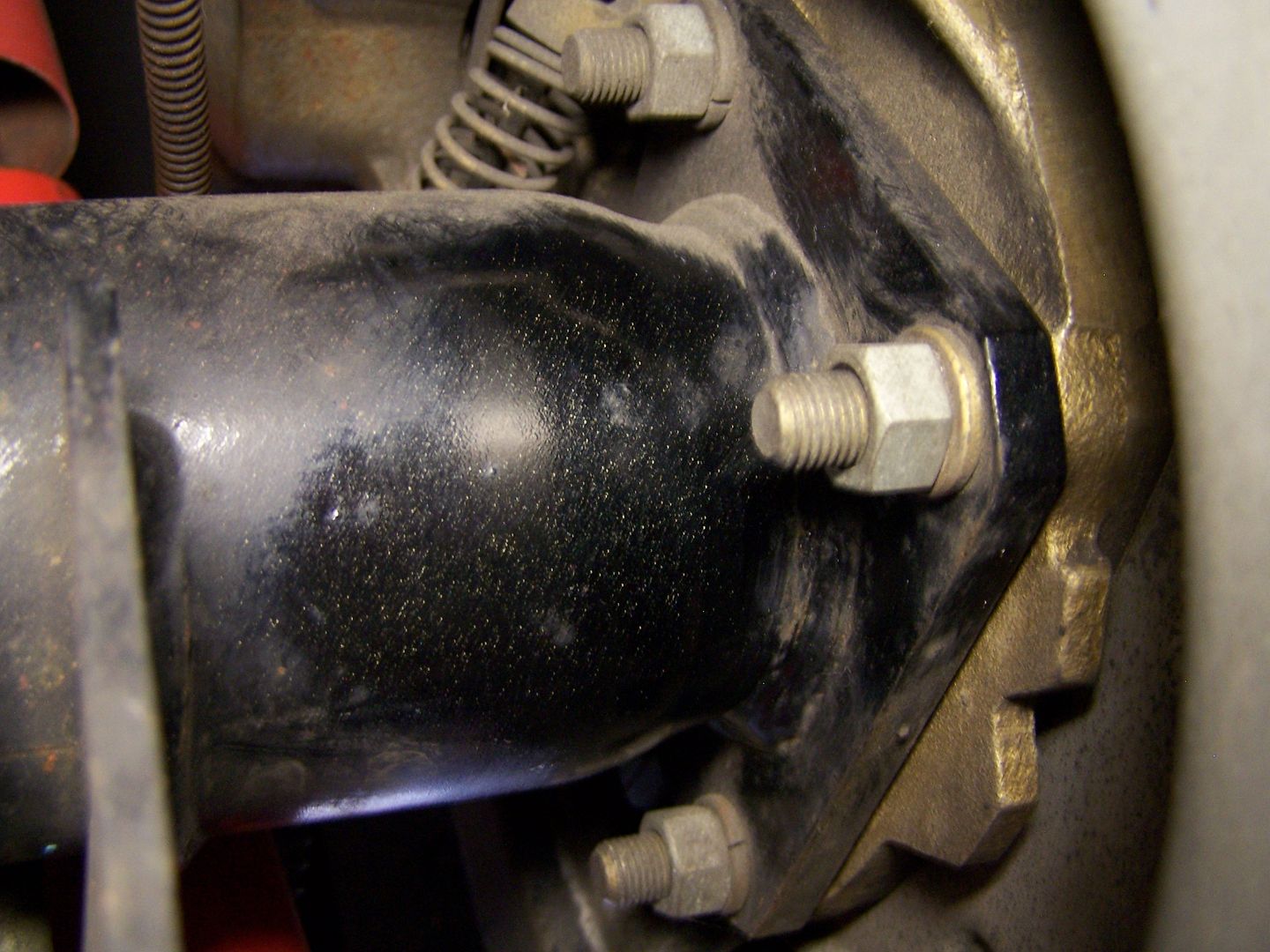 Left Rear Axle Tube Photo by 12b67L89 Photobucket